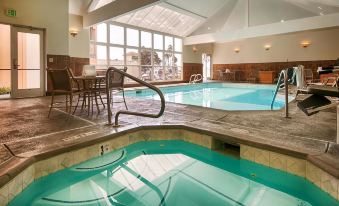 Best Western Plus Northwoods Inn