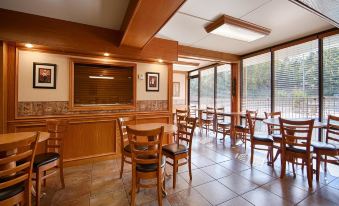 SureStay Plus Hotel by Best Western Poteau