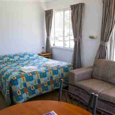 BIG4 Warwick Holiday Park Rooms