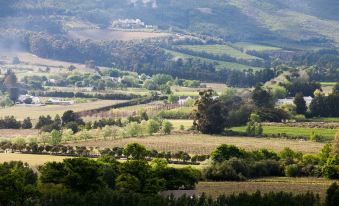 Mont Rochelle Hotel and Vineyard