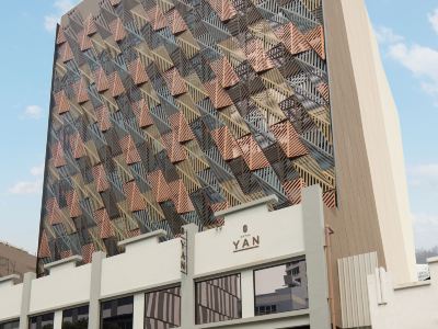 Hotel Yan