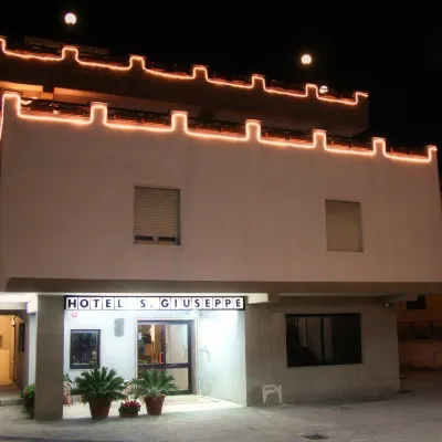 Hotel San Giuseppe Các khách sạn gần Thị trấn Baia