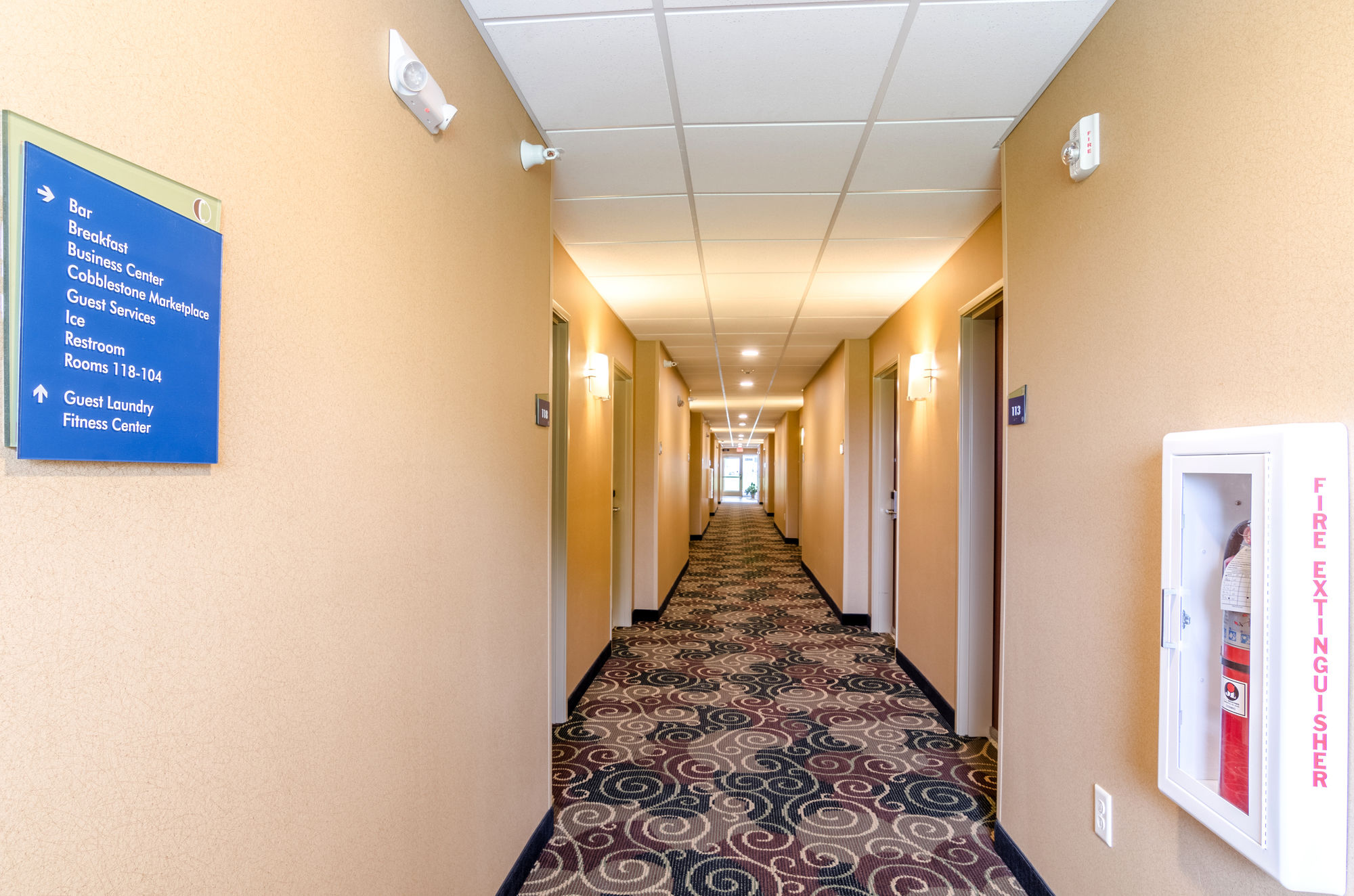 Cobblestone Inn & Suites - Oberlin