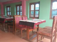 Mountain Guesthouse - Pensions