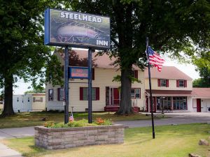 Steelhead Inn