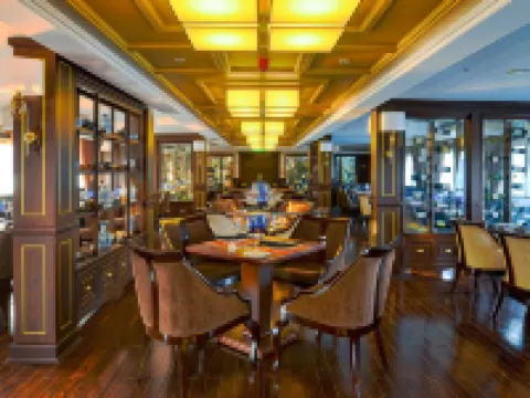 Paradise Elegance Cruise Halong Hotels in Ha Long City