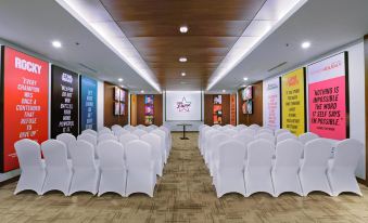 Fame Hotel Sunset Road