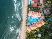 Playa Escondida Beach Club - parking