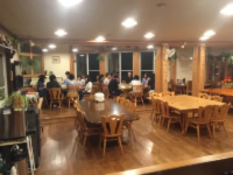 平川開懷膳宿公寓