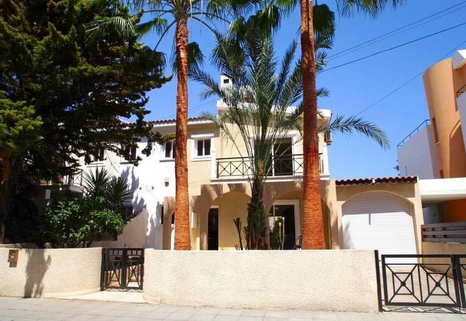 Yioula Villa - Housity