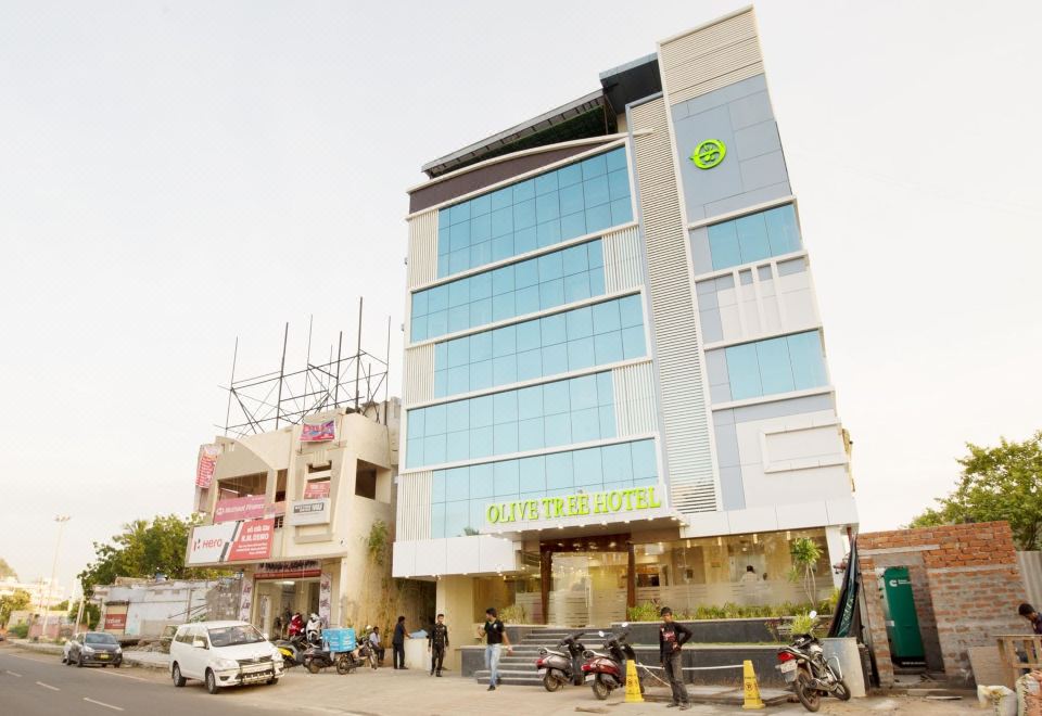 Treebo Olive Tree, Vijayawada - Latest Prices and Deals [2025] | Trip.com