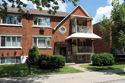 Gite du Survenant Montreal Các khách sạn ở Longueuil