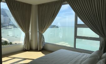 Five One 8 Residence