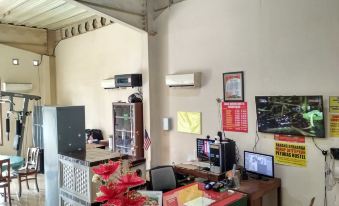 Imam Bonjol Hostel
