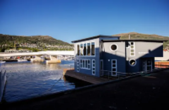 卑爾根漂浮別墅