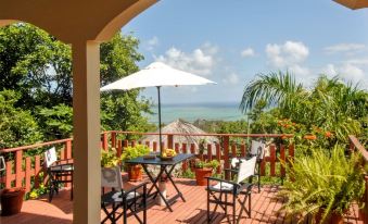 Charming Villa on the Island of Rodrigues, With Garden and Ocean Views