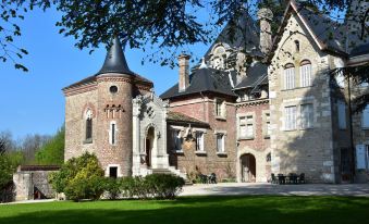 Chateau de Varambon - Housity