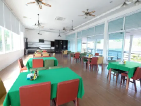 ยกยอ รีสอร์ท โรงแรมในอำเภอ สิเกา