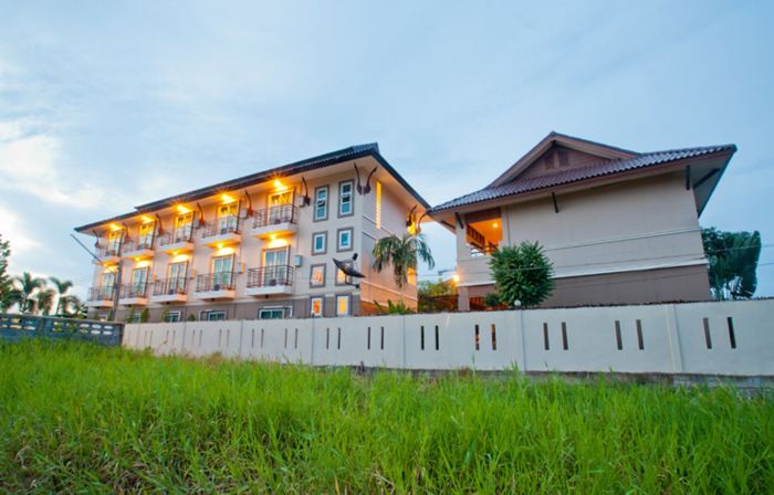 โรงแรมฟ้าหลวงเรสซิเด้นซ์