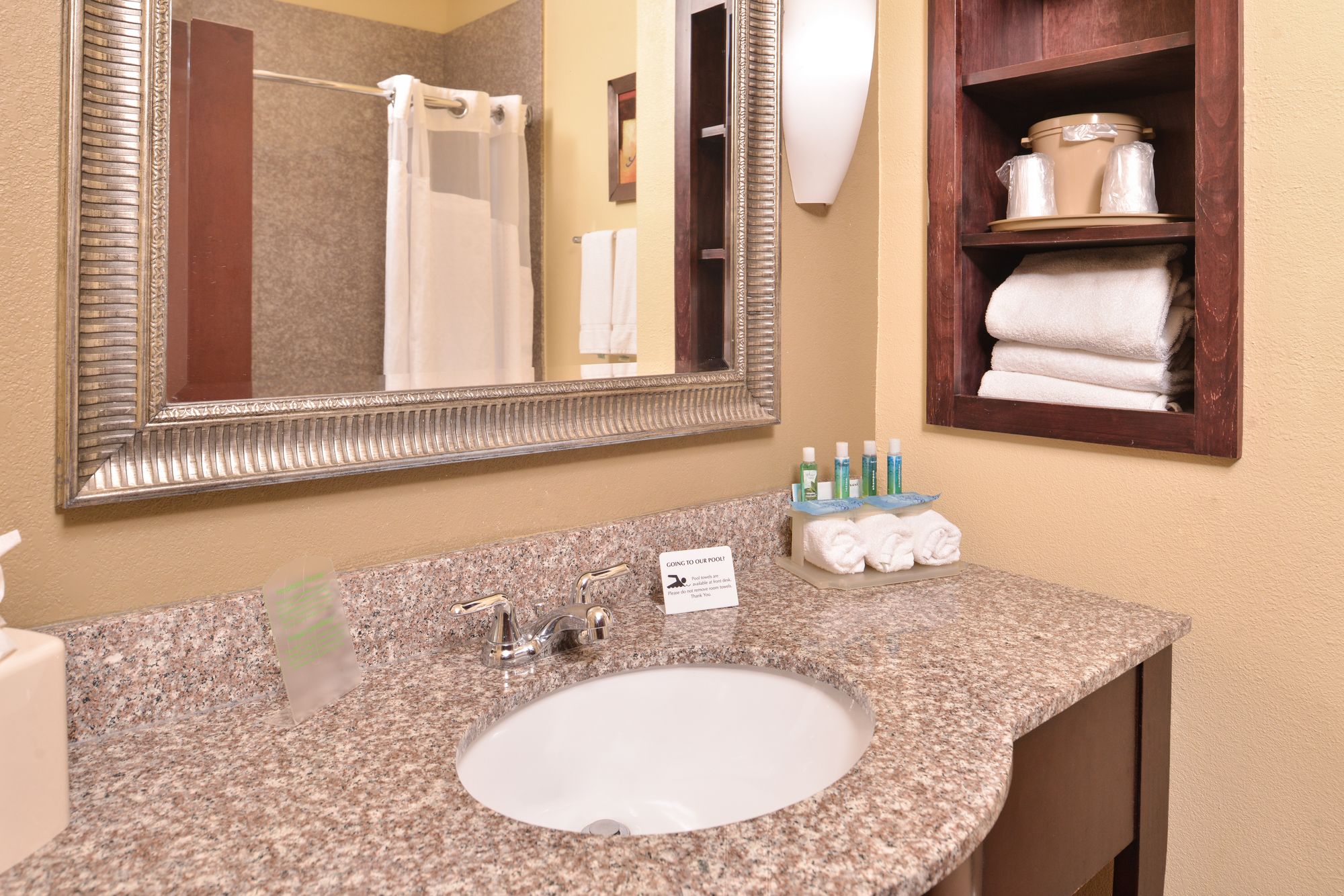 Holiday Inn Express Hotel & Suites San Antonio NW-Medical Area, an Ihg Hotel