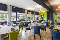 Brit Hotel Confort Cambrai Hotel a Creveceur-sur-l'Escaut