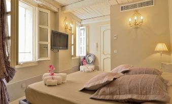 Suitelowcost Saint Tropez