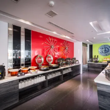 Hotel Hi – Xinmin Отели рядом с достопримечательностью «Chiayi Cultural And Creative Industries Park»