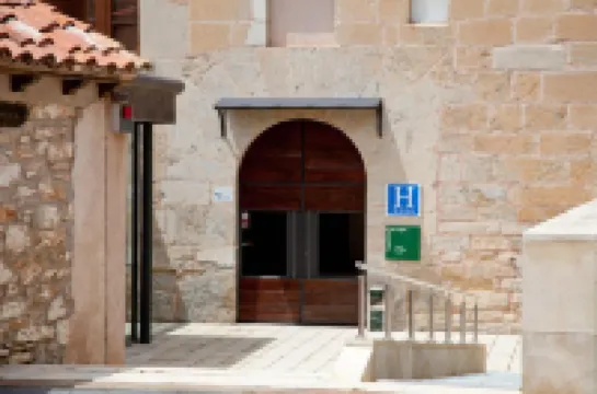 Hospedería Palacio de Allepuz Hotels in 