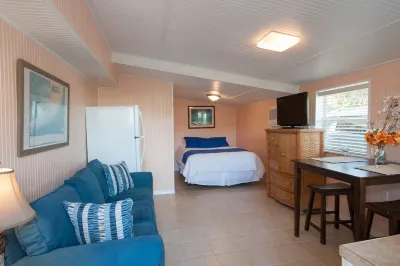 Sunset Cove Beach Resort
