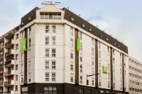 Ibis Styles Paris Mairie de Montreuil Hotels near Point de vue de la grande traverse - Parc Jean Moulin