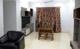 Hill View Serviced Apartments