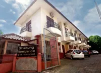 DS CoLive Sinabung Hotels in Kaliwiru