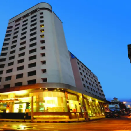 Mayflower Grande Hotel