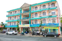 Rang Dong Hotel Hotels near Mekong Essence