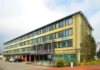 Atlantic Hotel am Flötenkiel Hotels in der Nähe von Heimatmuseum Debstedt "De Lindenhoff"