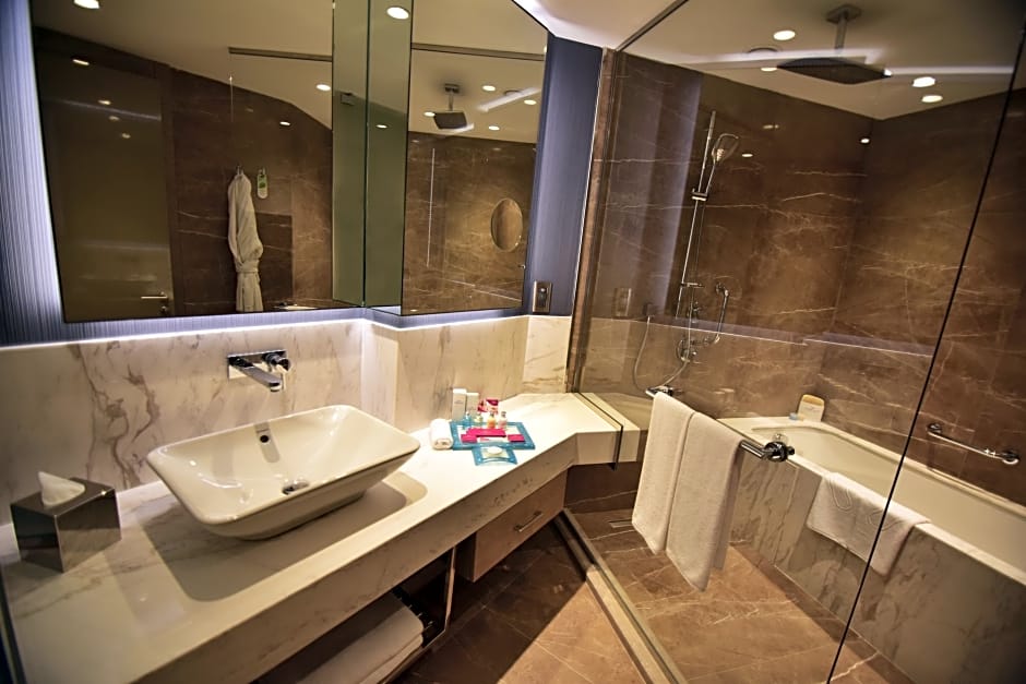 Crowne Plaza Istanbul Florya (Crowne Plaza Florya Istanbul, an Ihg Hotel)