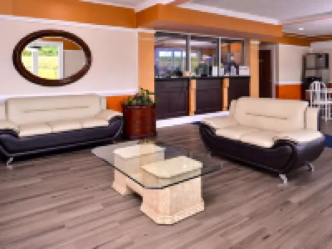 アメリカズ ベスト バリュー イン リッチモンド サウス バミューダのホテル