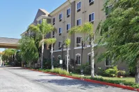 Holiday Inn Express Hotel & Suites Los Angeles Airport Hawthorne Hotel a Los Angeles International Airport