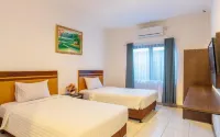 Demuon Hotel Hotels in Pangkal Lalang