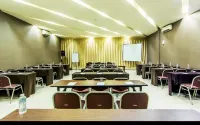 The Summit Siliwangi Hotel