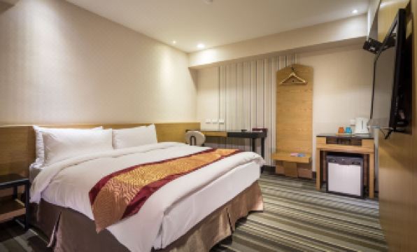 Chiayi Country Garden Hotel