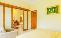 Puri Bernadi Guest House Hotels in Lembang
