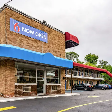 Motel 6 Elmsford, NY - White Plains