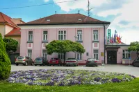 Ensana Pro Patria Hotels near Balneologické múzeum - Pamätná izba Ivana Krasku