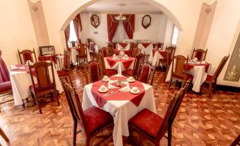 Hotel Independencia - Housity