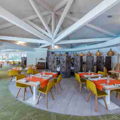 Garrigae Domaine de l'Esterel - restaurant, piscine & SPA Cinq Mondes Dining/Meeting Rooms