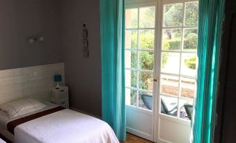 House with 3 Bedrooms in Miniac-Morvan, with Furnished Garden and Wifi - 17 km from The Beach