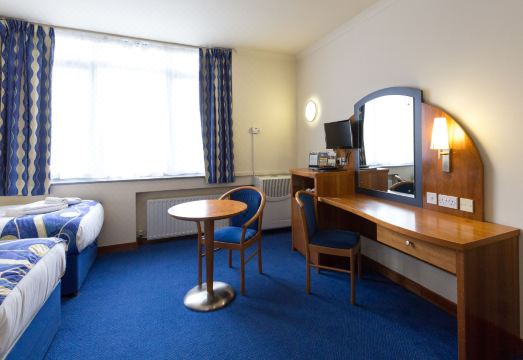 런던 웸블리 인터내셔널 호텔