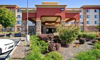 Hampton Inn & Suites Folsom