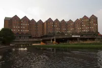 ザ センチュリオン ホテル